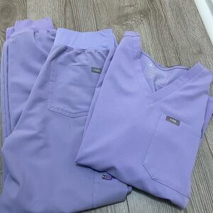 Figs Violet Scrub set